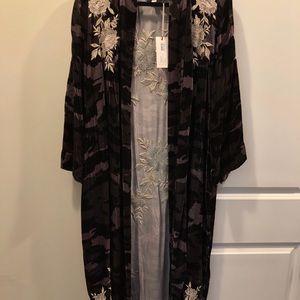 Johnny Was Velvet Camo Kimono Size Medium